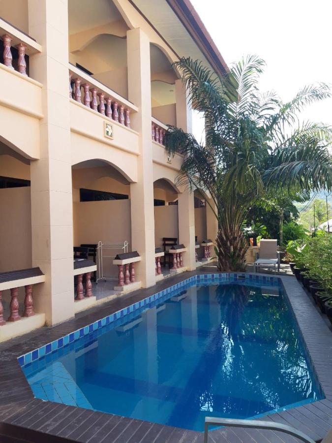 Thalassa Nai Harn Exterior foto